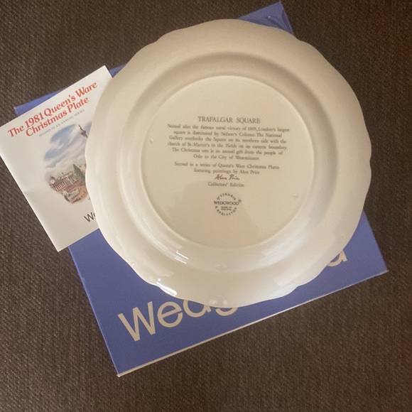 Wedgwood 1981 Queen’s Ware Christmas Plate - Picture 2 of 2